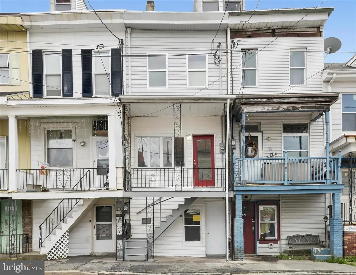 434 E Mahanoy St, Mahanoy City, PA 17948 - #1