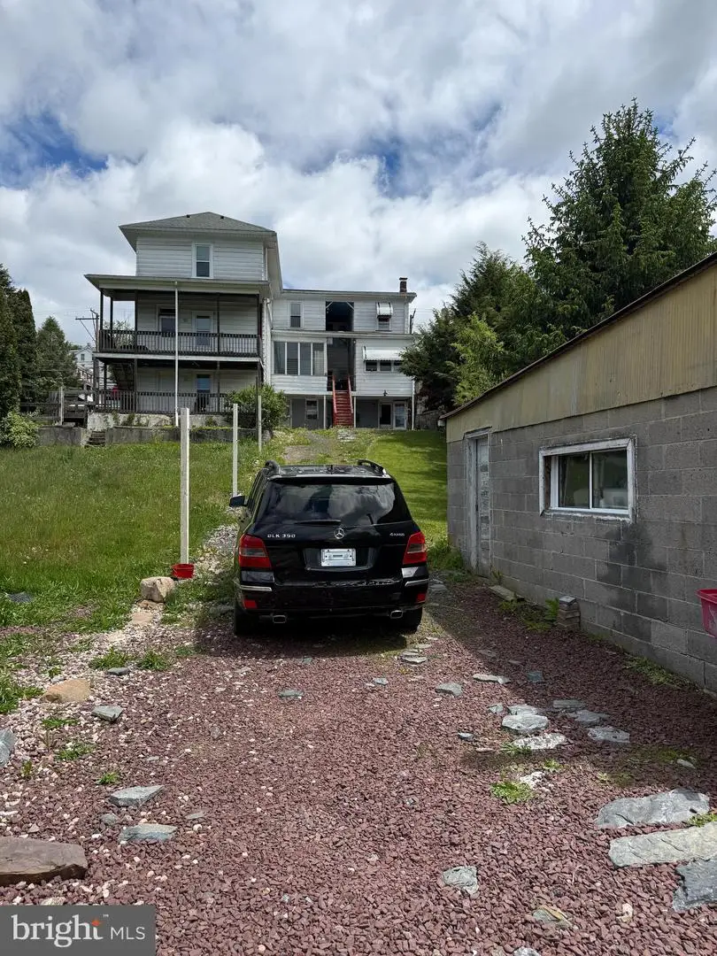 20 Catawissa St, Tuscarora, PA 17982 - #2