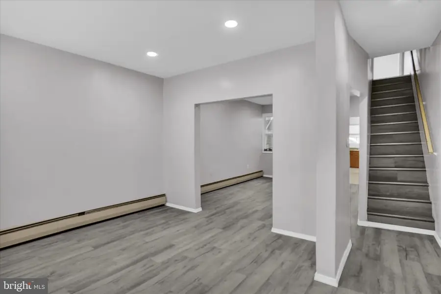 704 Laurel Blvd, Pottsville, PA 17901 - #3
