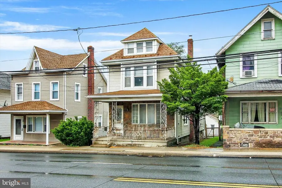 24 Center Ave, Schuylkill Haven, PA 17972 - #2