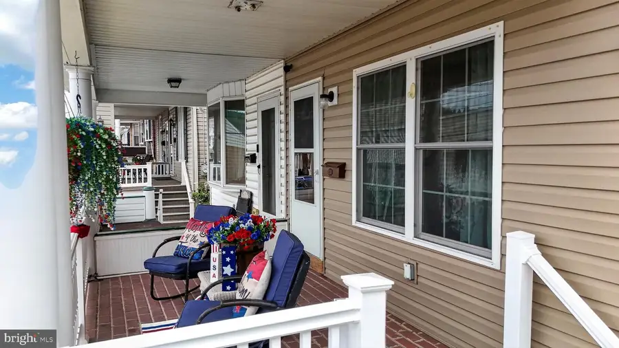 434 Arlington St, Tamaqua, PA 18252 - #3