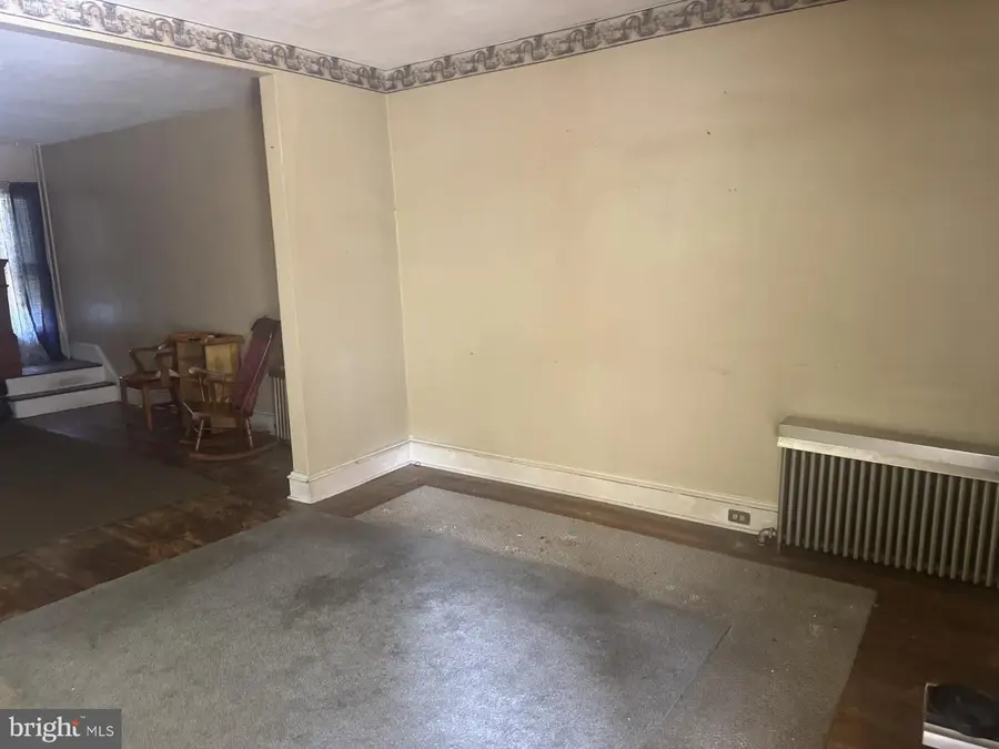 203 S Delaware Ave, Minersville, PA 17954 - #3