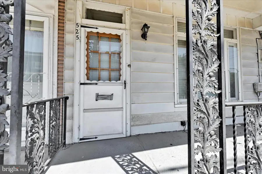 525 W Mahanoy St, Mahanoy City, PA 17948 - #3