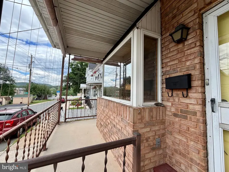 33 Avenue A, Schuylkill Haven, PA 17972 - #2