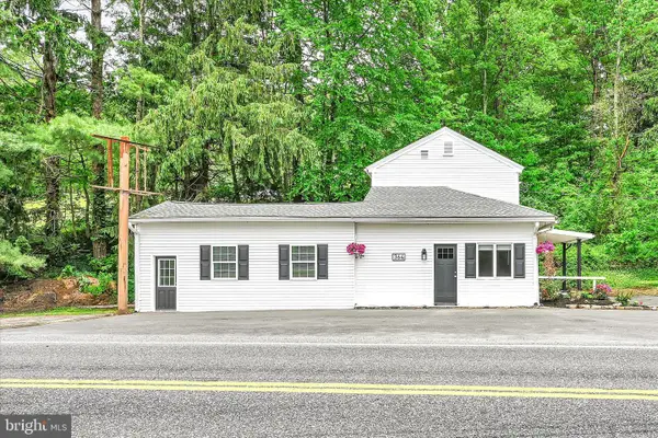 366 Valley St, NEW PHILADELPHIA, PA 17959