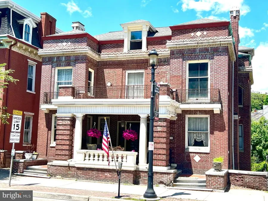 243 W Broad St, Tamaqua, PA 18252 - #2