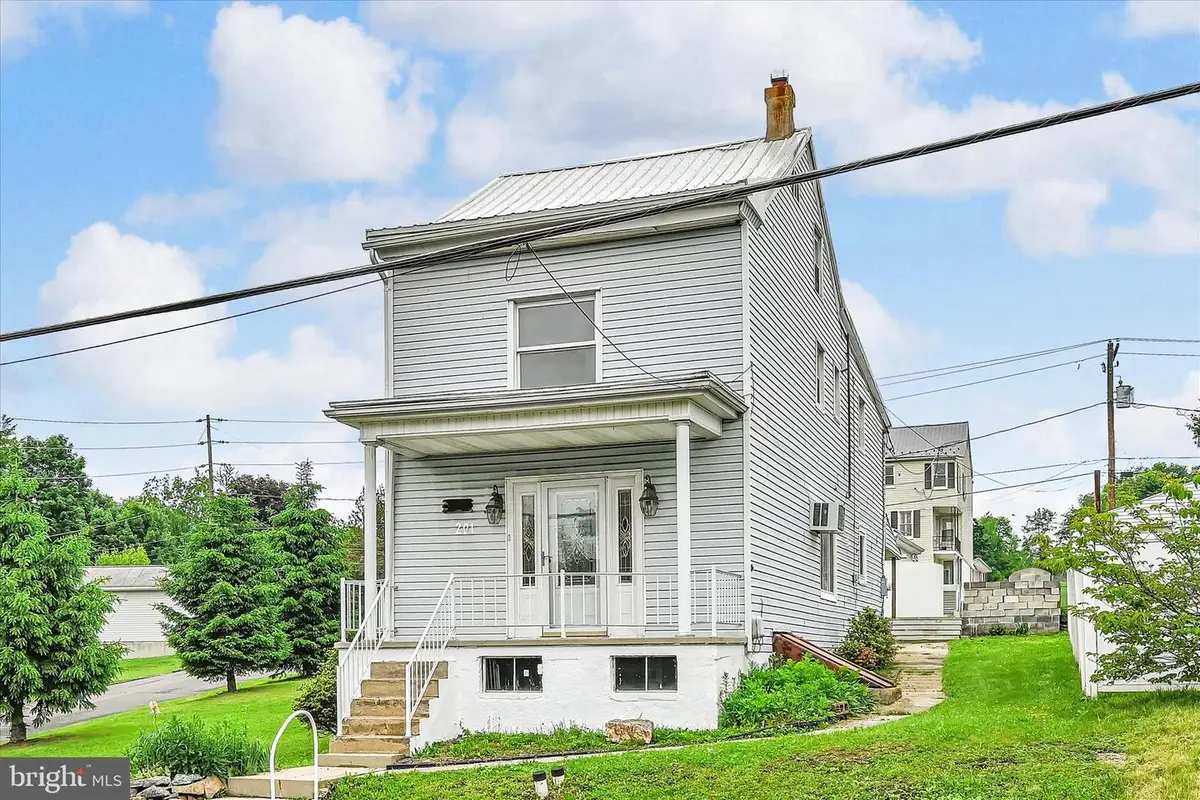 201 Beechwood Ave, Mar Lin, PA 17951 - #1