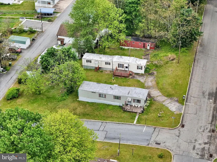 626 E Colliery Ave, Tower City, PA 17980 - #2