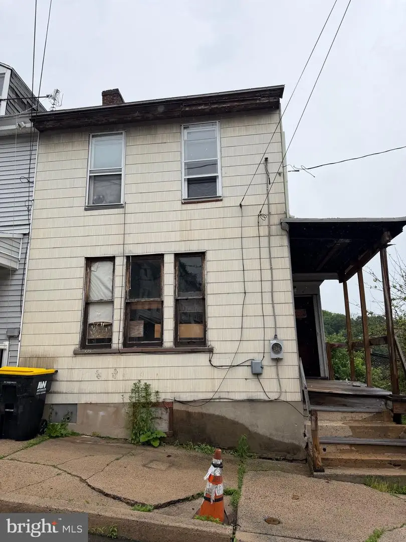 600 N 2nd St, Pottsville, PA 17901 - #1