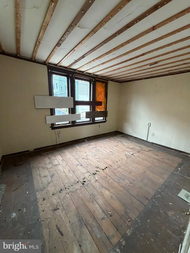600 N 2nd St, Pottsville, PA 17901 - #3