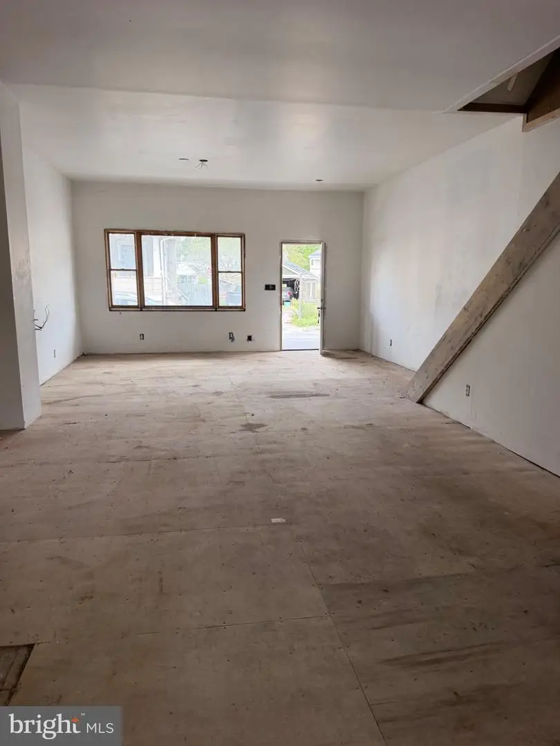 23 S Spring St, Tremont, PA 17981 - #3