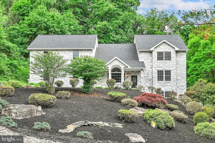 1289 Oak Terrace Ln, Pottsville, PA 17901 - #2