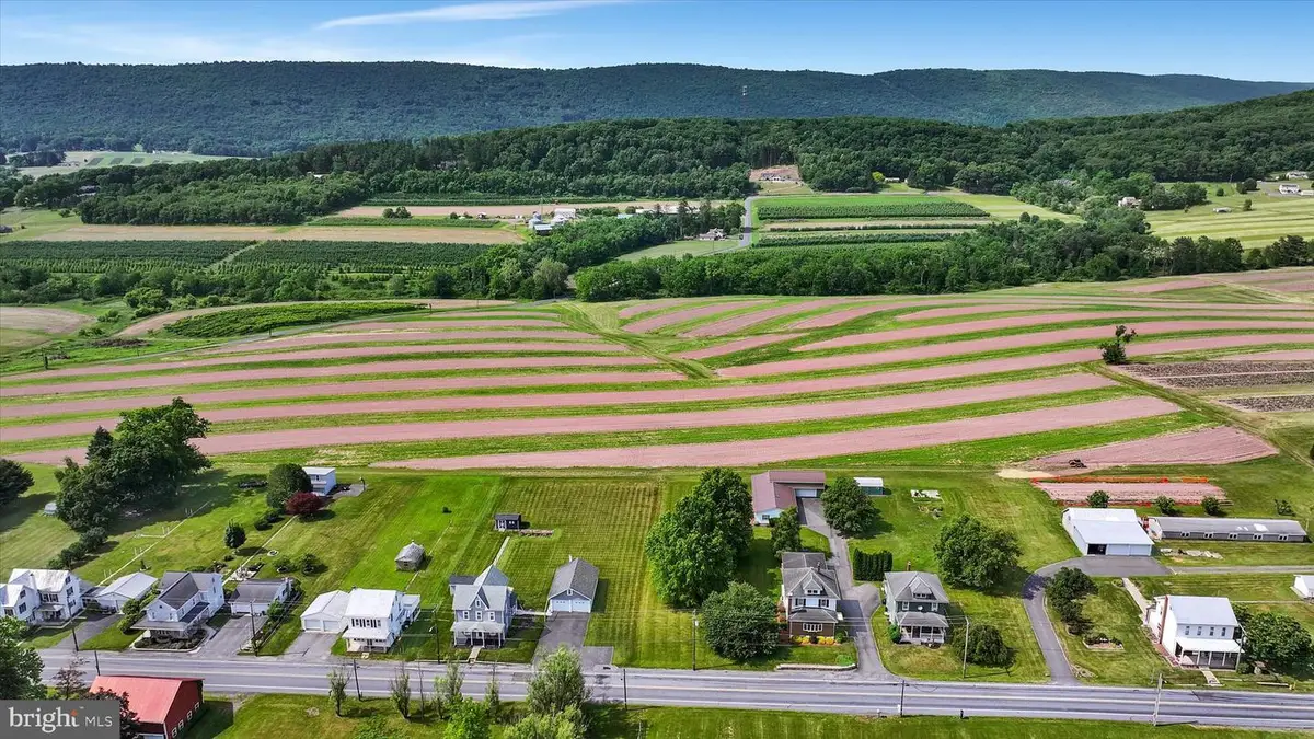 1056 E Main St, Hegins, PA 17938 - #1
