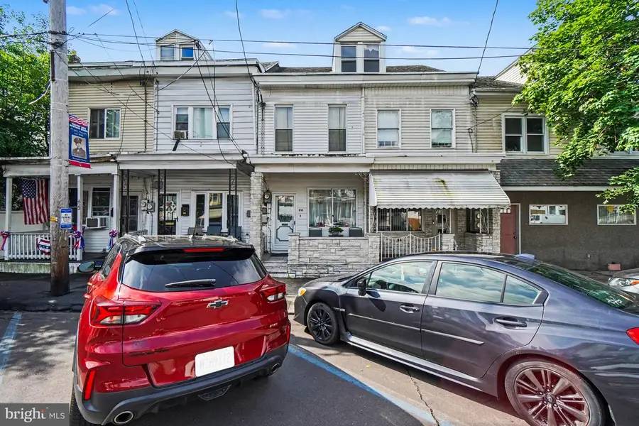 818 E Centre St, Mahanoy City, PA 17948 - #2