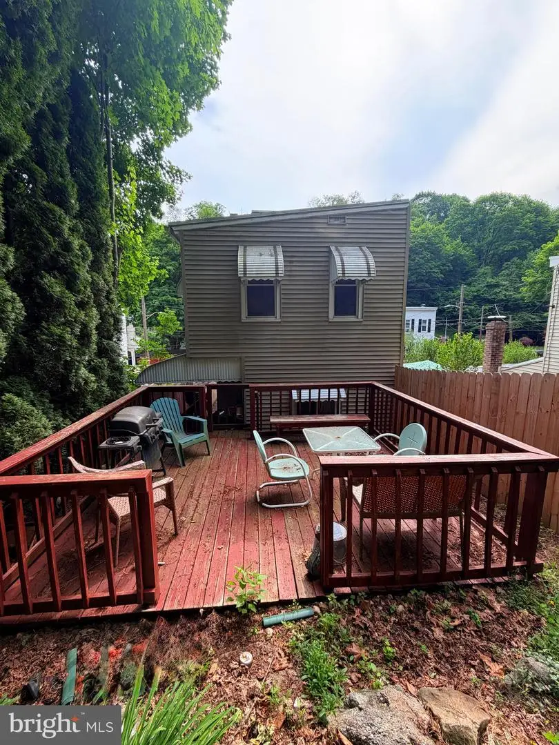 842 Water St, Pottsville, PA 17901 - #3