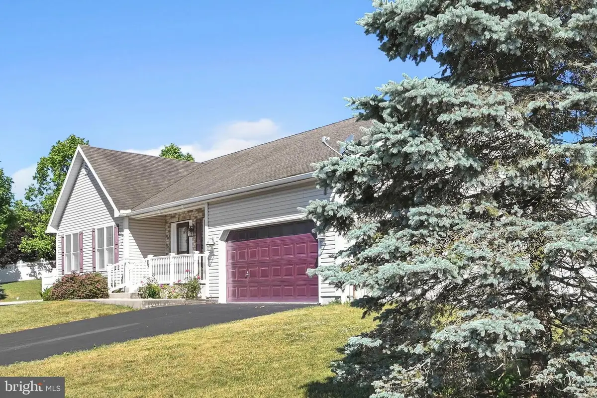 1 Midland Cv, Pine Grove, PA 17963 - #1