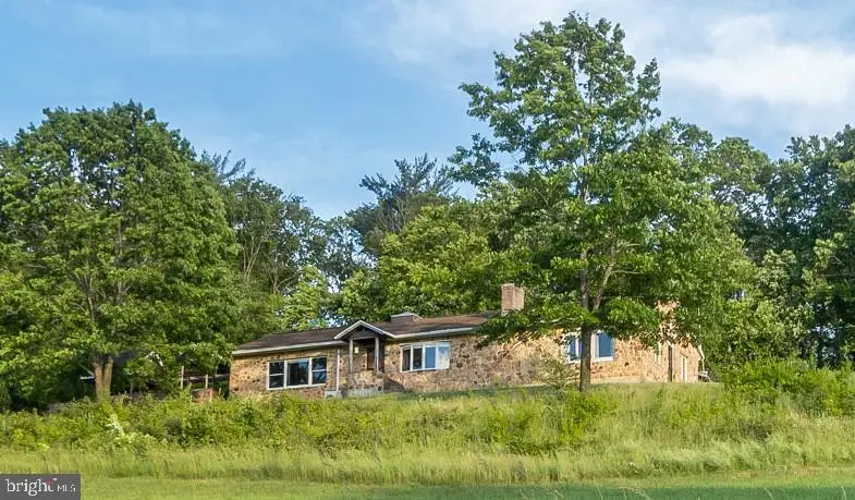 204 Ridge Cup Rd, New Ringgold, PA 17960 - #1