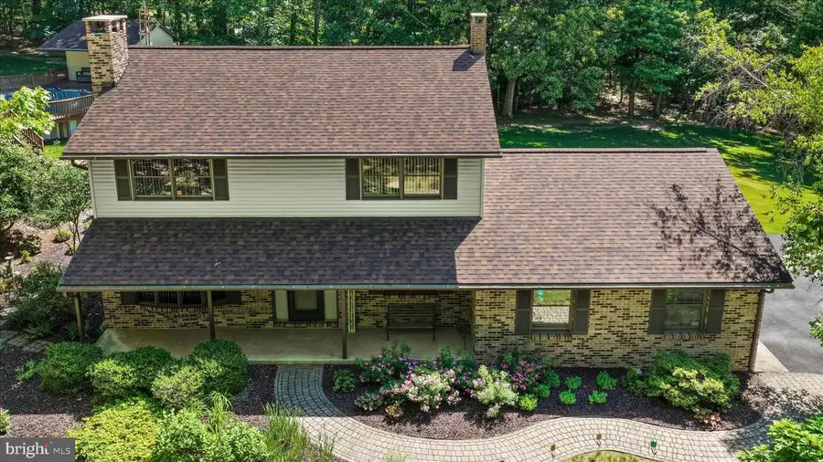 4 Ne Shue String Ln, Schuylkill Haven, PA 17972 - #3