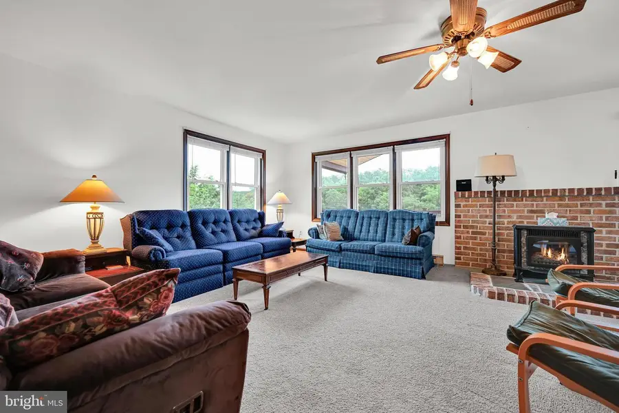 1933 Wynonah Dr, Auburn, PA 17922 - #3