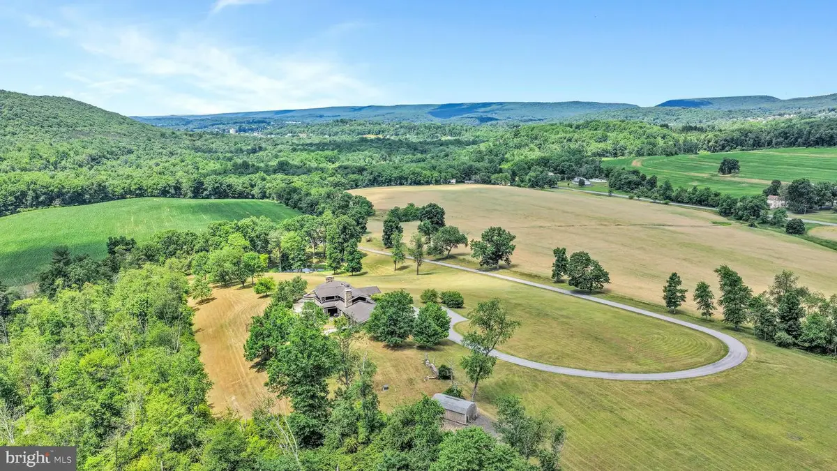76 Zehner Ln, Landingville, PA 17942 - #1