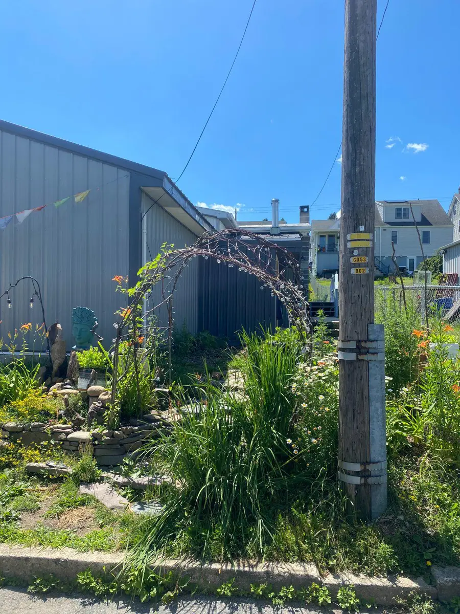206 W Early Ave, Coaldale, PA 18218 - #3
