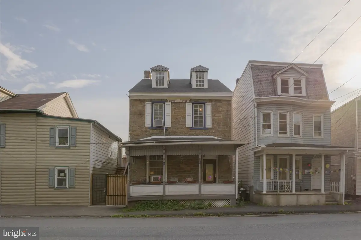 55 Mill St, Port Carbon, PA 17965 - #1