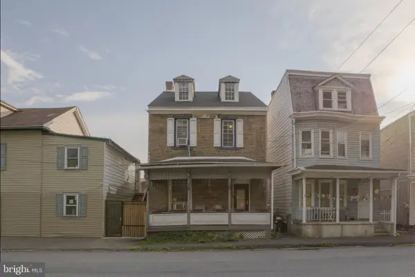 55 Mill St, PORT CARBON, PA 17965