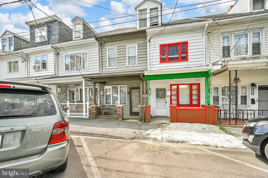 1014 E Centre St, Mahanoy City, PA 17948 - #2