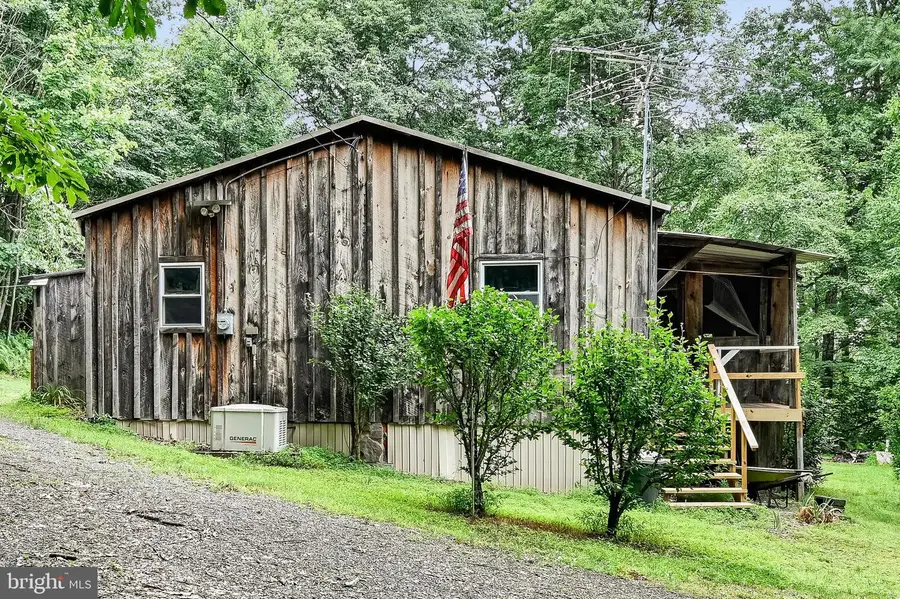 100 Lighthouse Ln, Pine Grove, PA 17963 - #2