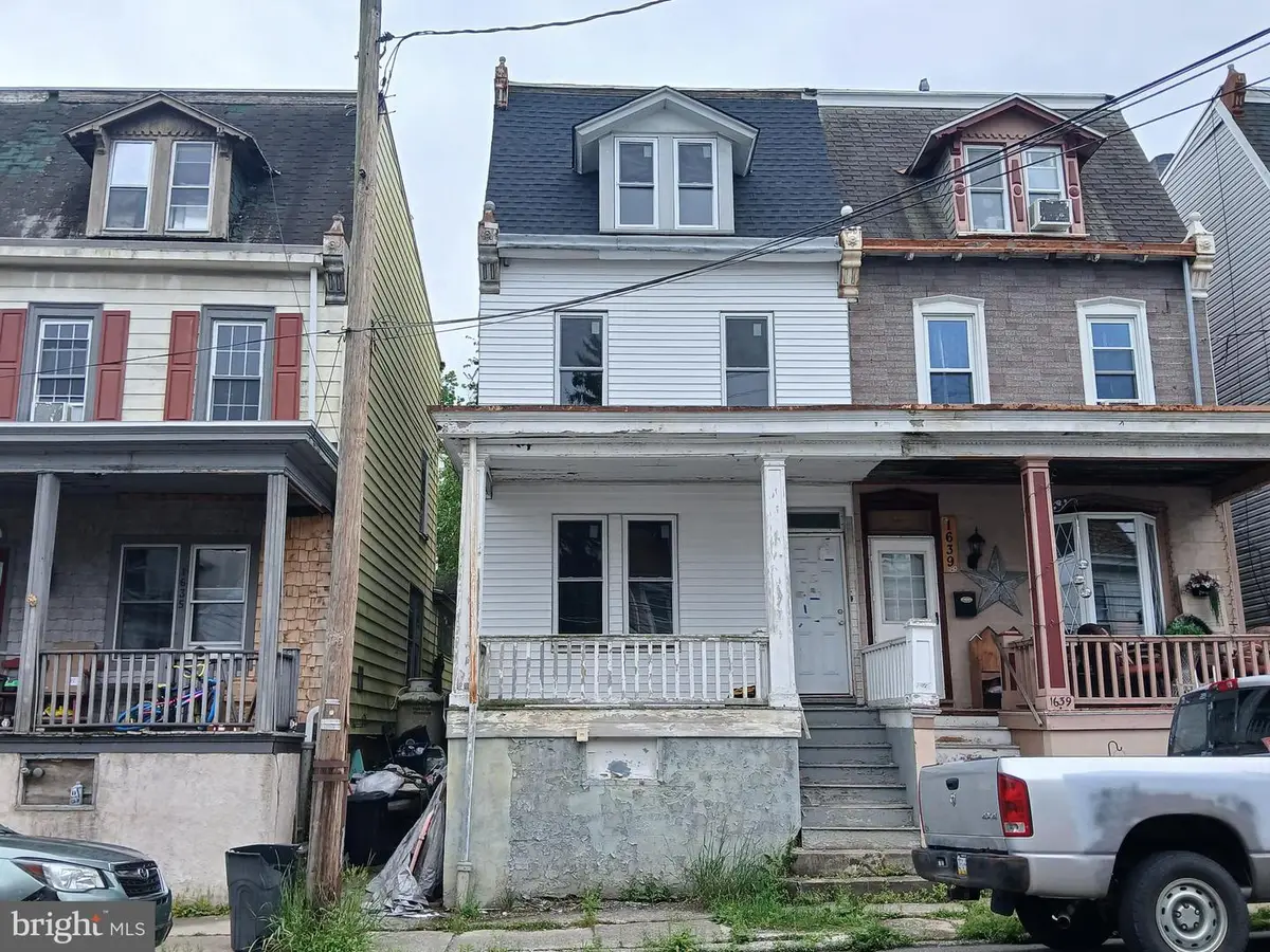 1637 W Norwegian St, Pottsville, PA 17901 - #1