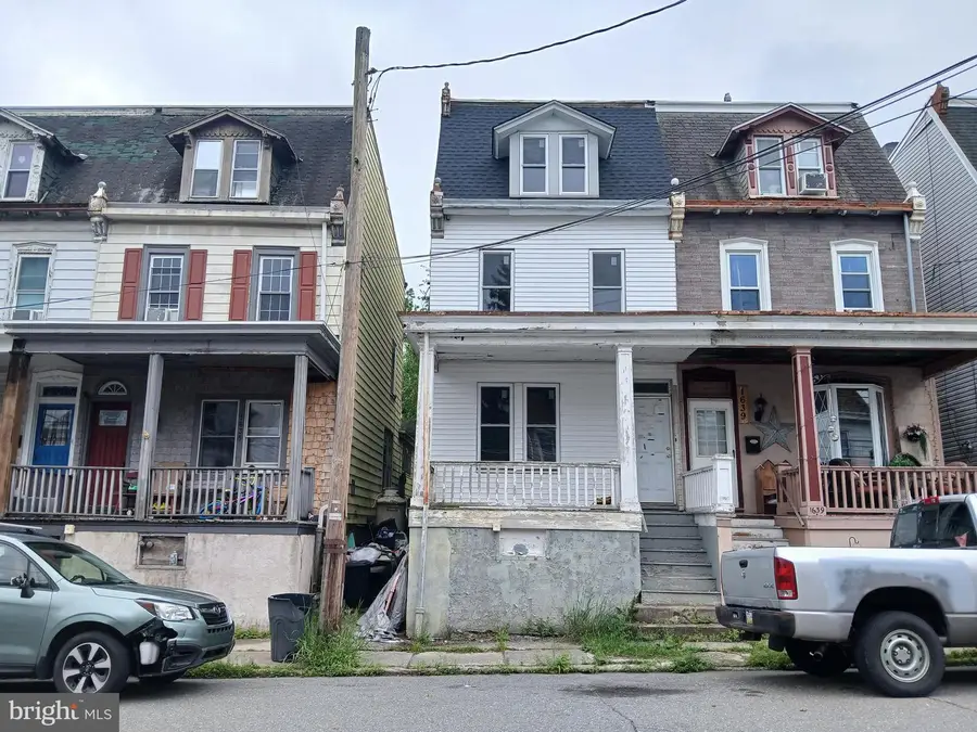 1637 W Norwegian St, Pottsville, PA 17901 - #2