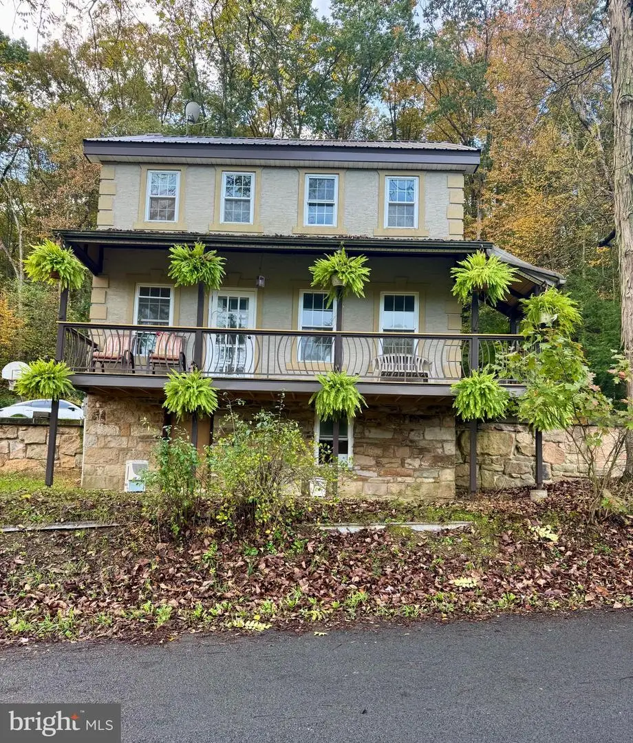 146 Mexico Rd, Pine Grove, PA 17963 - #1