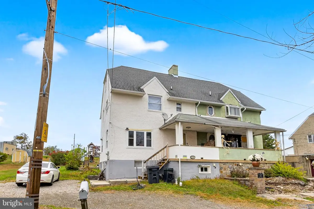 212 Pine St, New Philadelphia, PA 17959 - #1