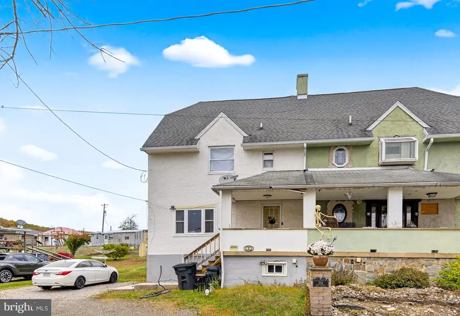 212 Pine St, New Philadelphia, PA 17959 - #3