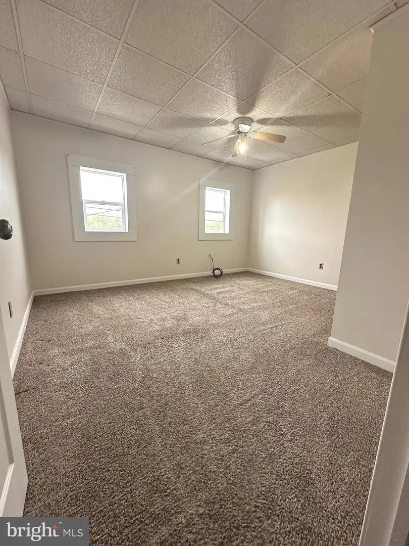 531 W Howard St, Frackville, PA 17931 - #3