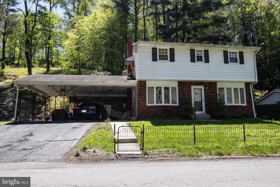 120 Low Rd, Pottsville, PA 17901 - #3