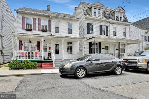 611 Fairview St, POTTSVILLE, PA 17901