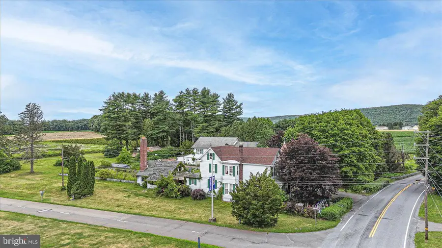 175 Marian Ave, Tamaqua, PA 18252 - #2