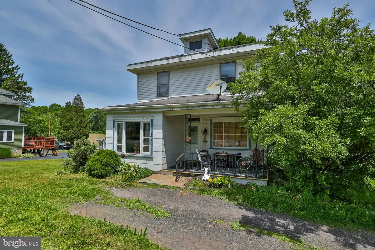 92 Grier Ave, Barnesville, PA 18214 - #1