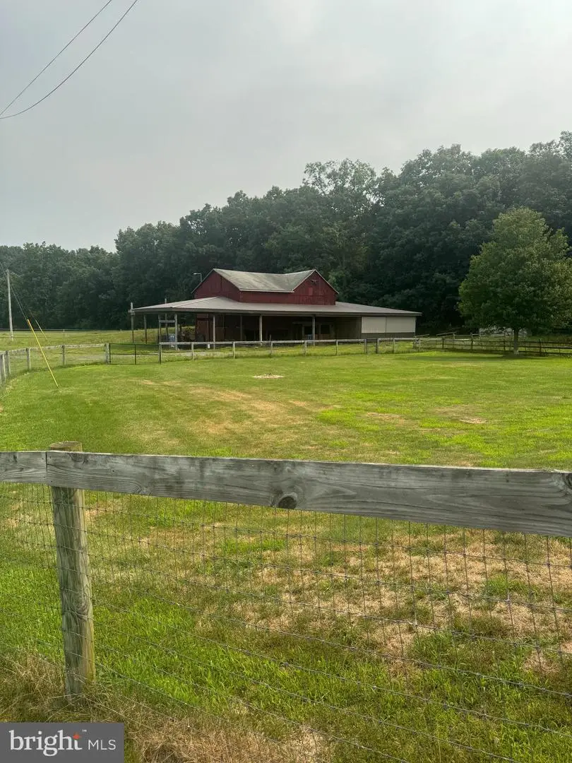 33 Blue Mountain Rd, Schuylkill Haven, PA 17972 - #2