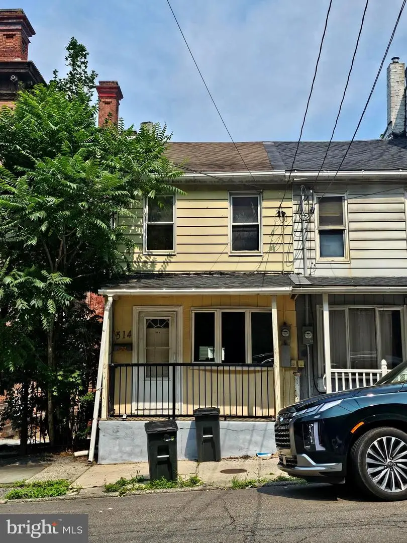 514 E Norwegian St, Pottsville, PA 17901 - #1