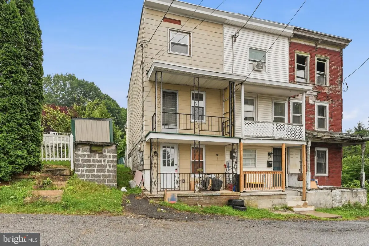 105 East St, Minersville, PA 17954 - #1