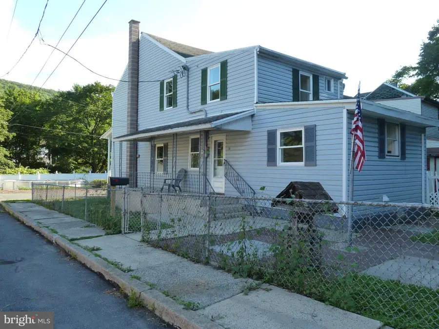 14 N Line St, Girardville, PA 17935 - #2