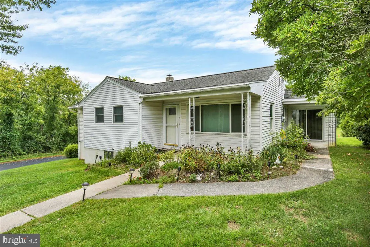 3 Earl Ave, Schuylkill Haven, PA 17972 - #1