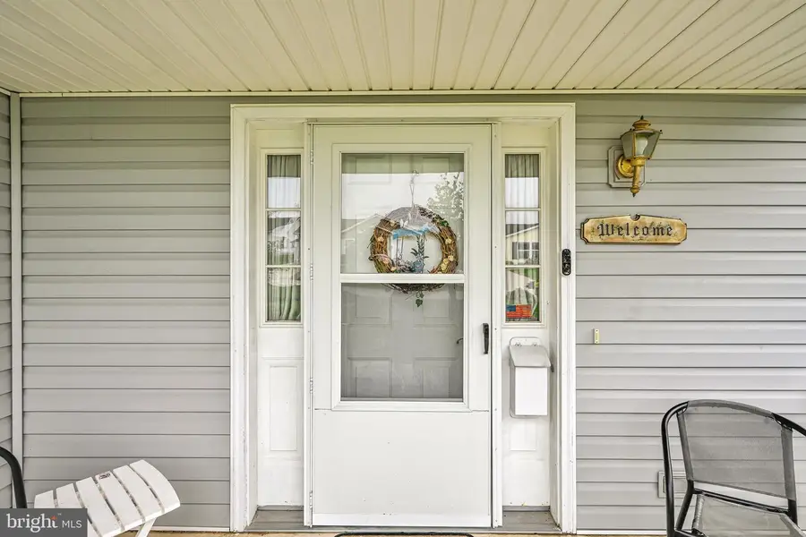 652 Canal Dr, Pine Grove, PA 17963 - #3