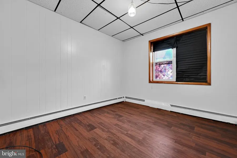 713 W Norwegian St, Pottsville, PA 17901 - #3