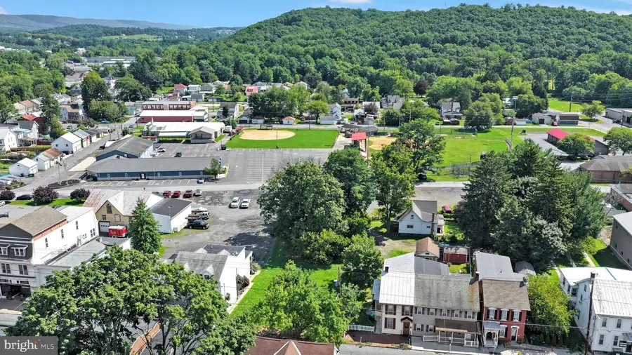 81 S Tulpehocken St, Pine Grove, PA 17963 - #2