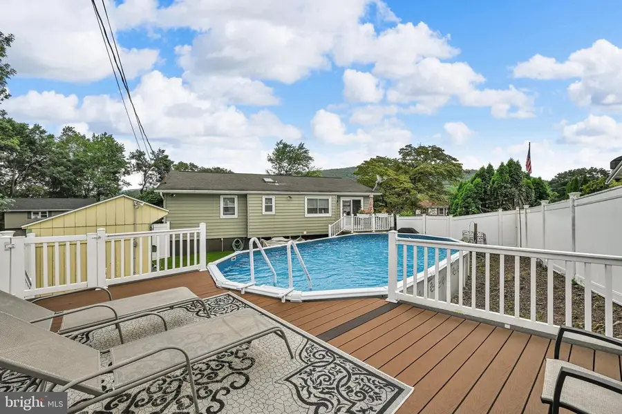 101 Timber Rd, Pottsville, PA 17901 - #3