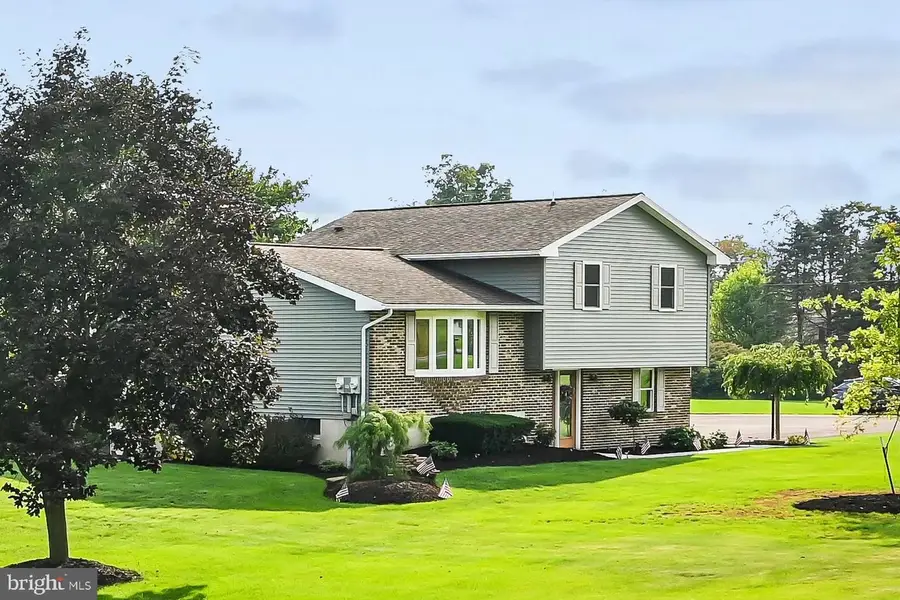 307 Suedberg Rd, Pine Grove, PA 17963 - #2