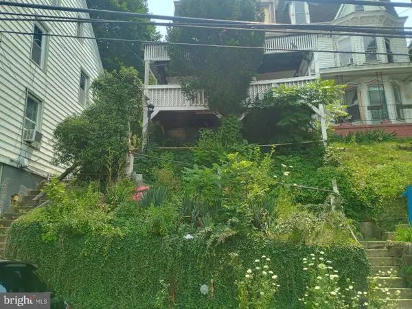 427 E Norwegian St, POTTSVILLE, PA 17901